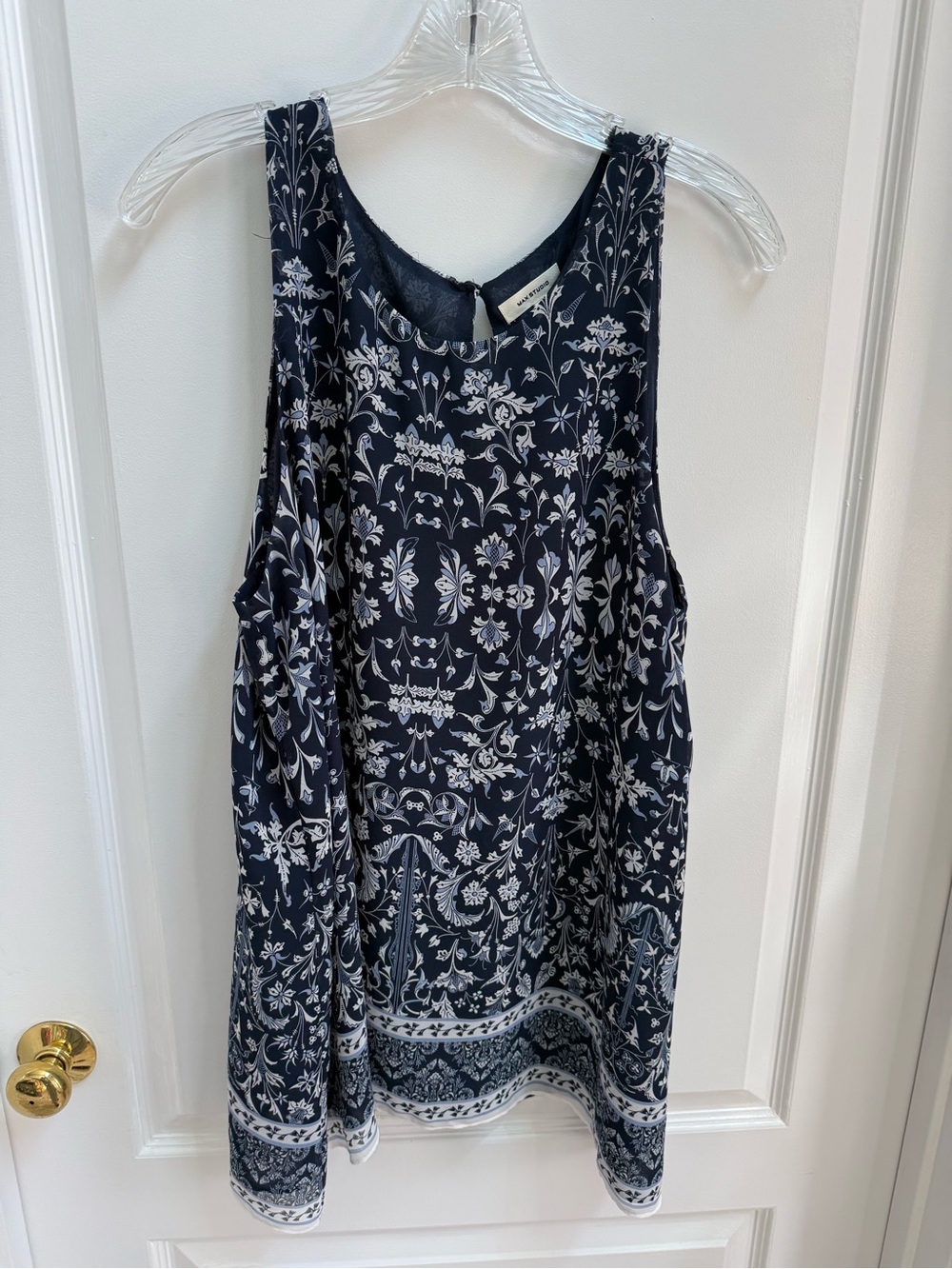 Max Studio XL Sleeveless Top XL Blue